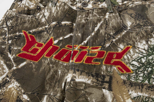 Camo Alphabet Embroidered Jeans — Women&