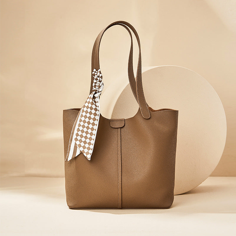 Bow-Detail Shoulder Bag — Women's