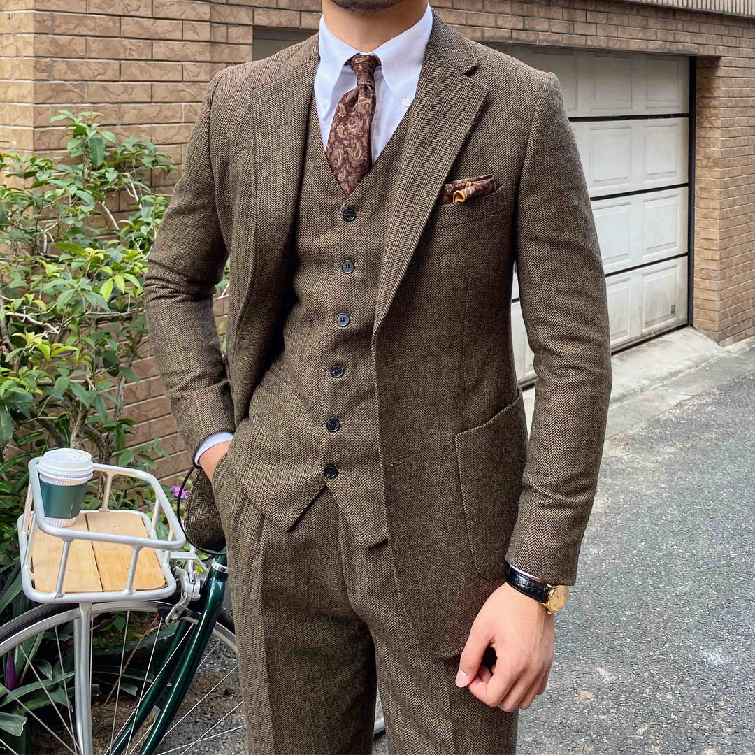 Herringbone Wool Slim Fit Suit — Men&