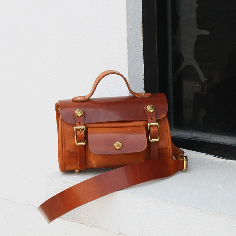 Vegetable-Tanned Leather Messenger