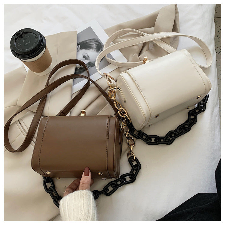 Chain Detail Square Tote Bag — Women&