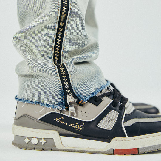 Raw Edge Side Bone Zipper Straight Denim — Light Blue