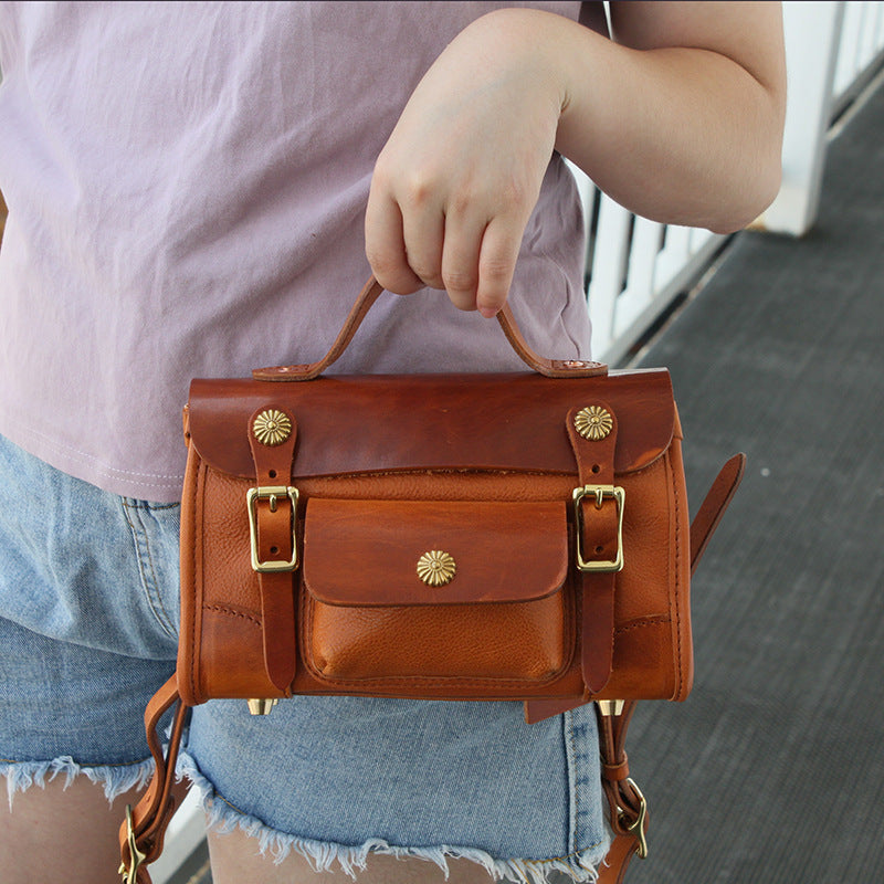Vegetable-Tanned Leather Messenger