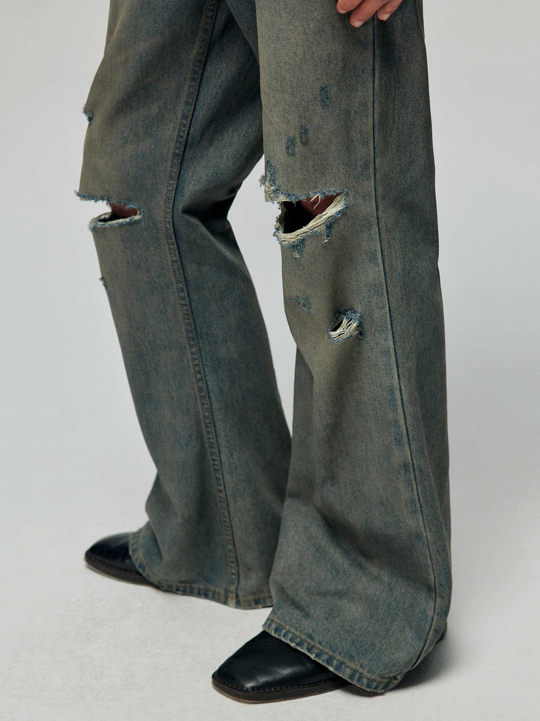 Cotton Retro Ripped Loose Micro-Flare Denim — Washed Blue