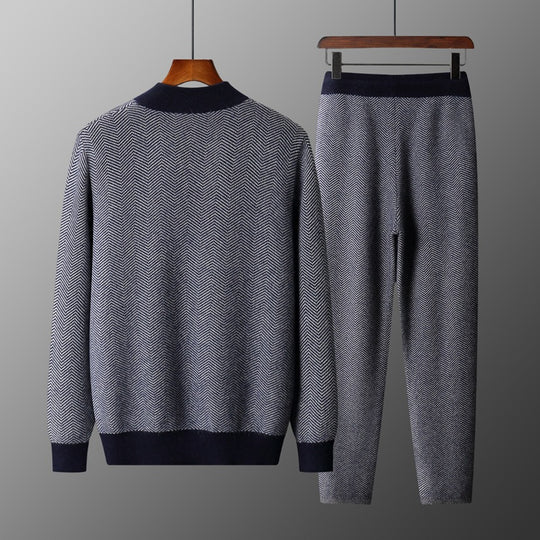 Pure Wool Insulated Zip-Up Cardigan — Men&