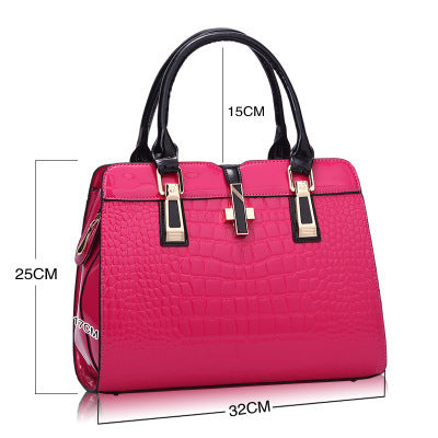 Multi-Pocket Tote Messenger
