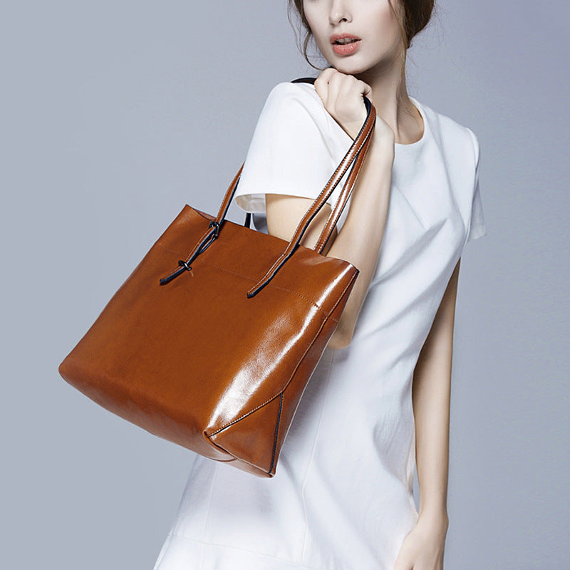 Oil-Wax Leather Tote — Women's