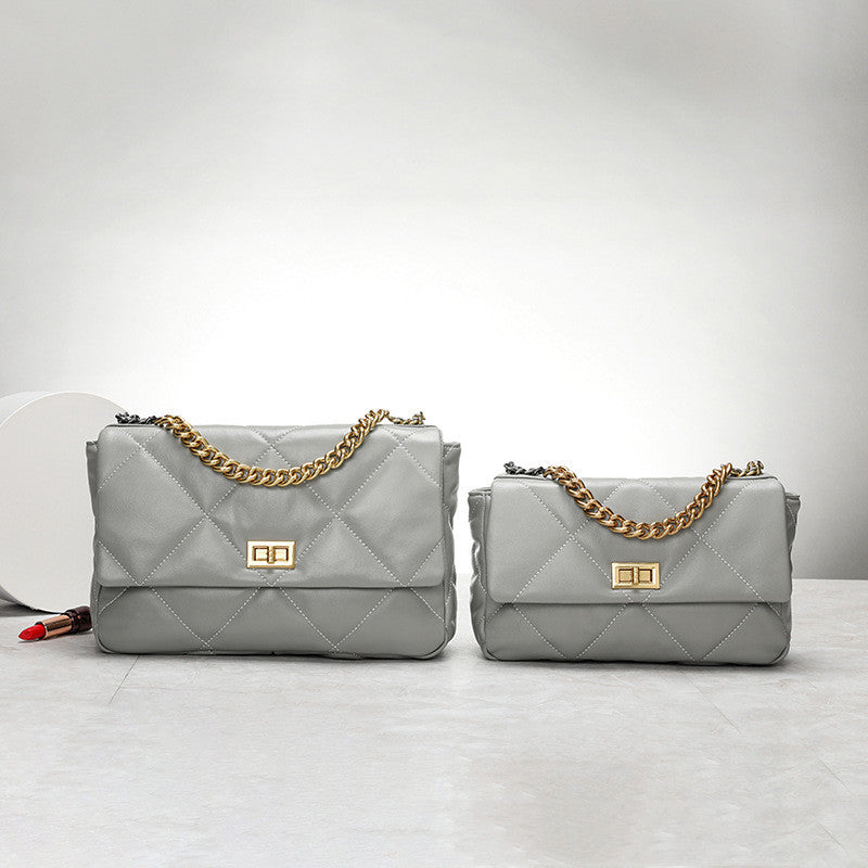Sheepskin Chain Bag — Women&