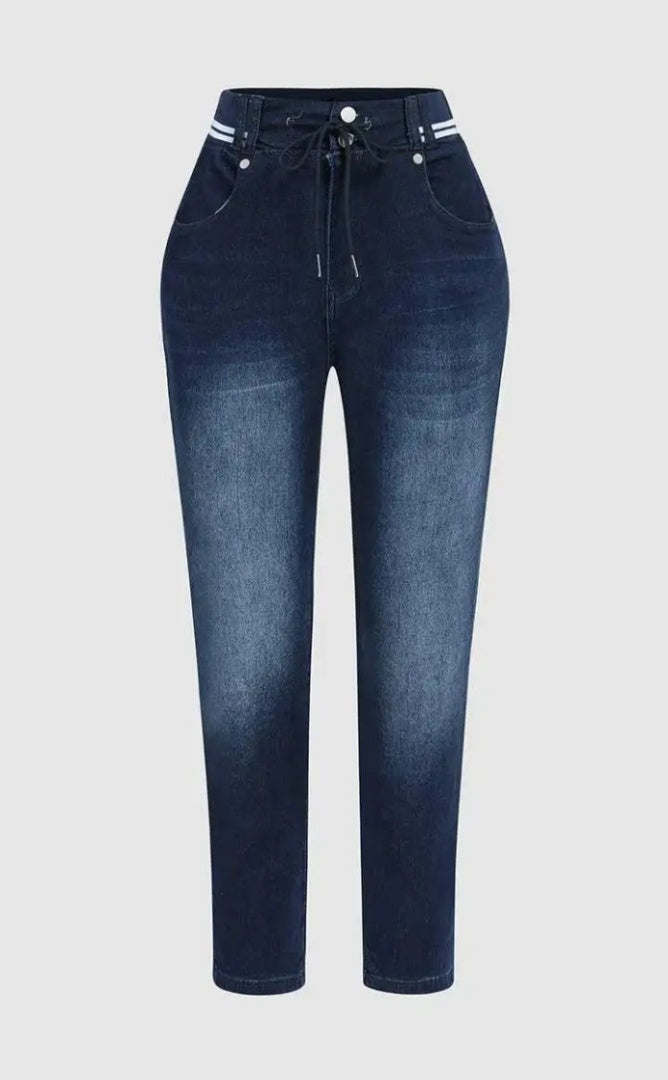 Athleisure Skinny Jeans — Women&
