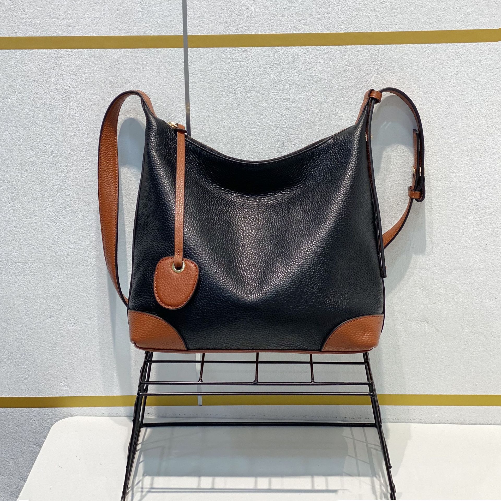 ShopBAM — Contrast Trim Messenger Bag